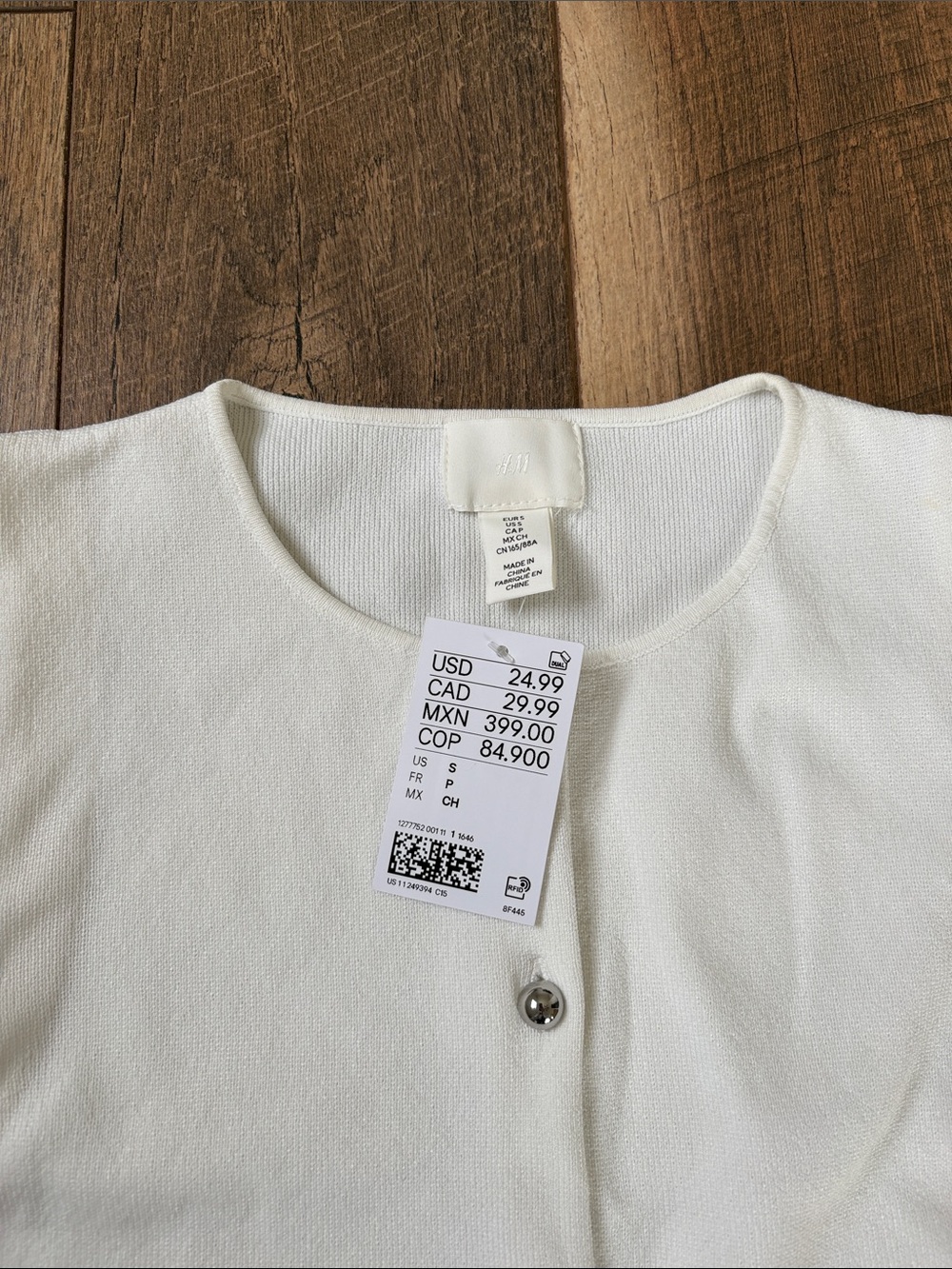 H&M Cream Button-Front Cropped Tank - Picture 2 of 3